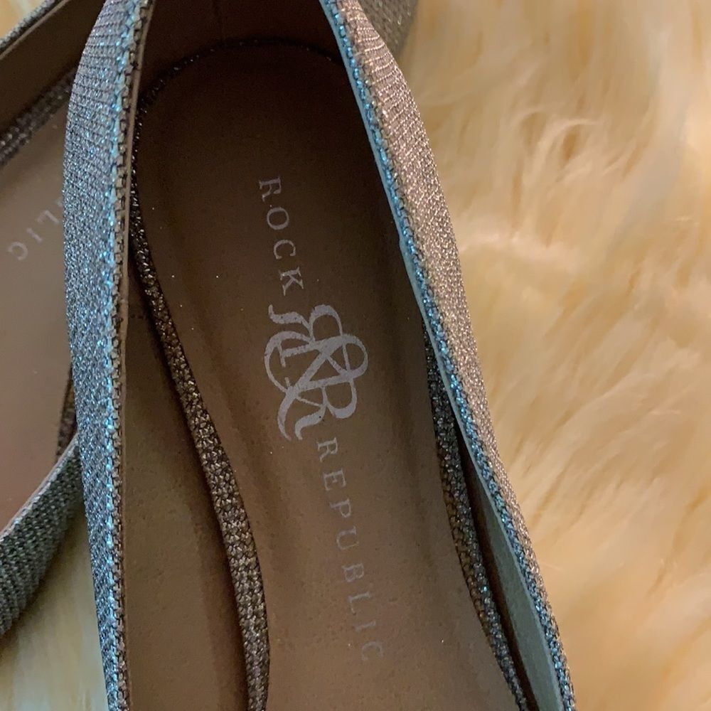 Rock & Republic Glitter Flats Shoes - Picture 4 of 5